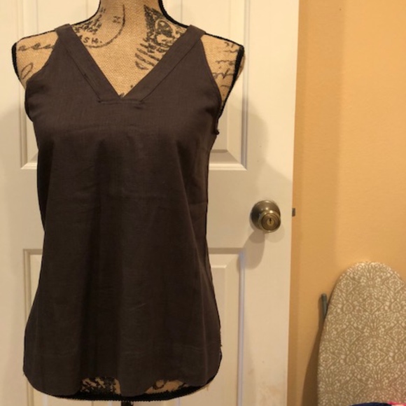 Linen Top - Picture 3 of 7